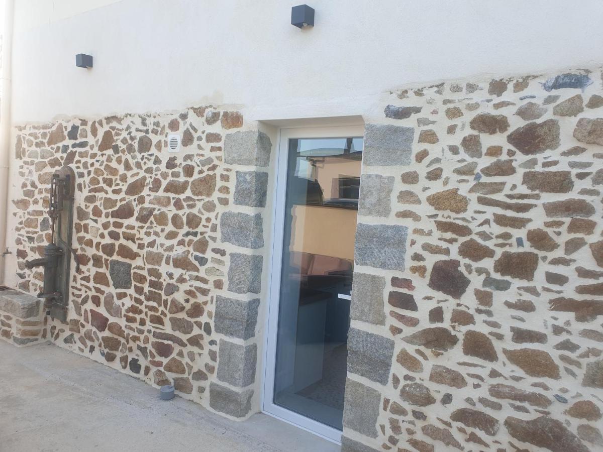 Gite Atypique Avec Jacuzzi Hillion Exterior photo